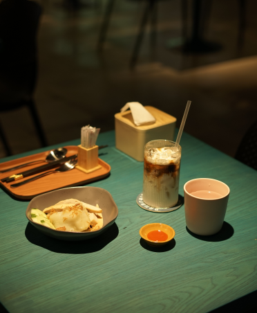 Brunchies Eatery Cafe – Góc Nhỏ An Yên Với Hương Vị Việt Giữa Lòng Tân Phú