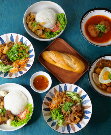 Cơm Trưa Tân Phú - Trải Nghiệm Ẩm Thực Việt Hiện Đại