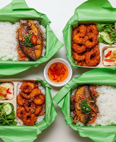 Tại sao Cơm trưa Tân Phú lại là xu hướng ăn trưa của dân văn phòng?